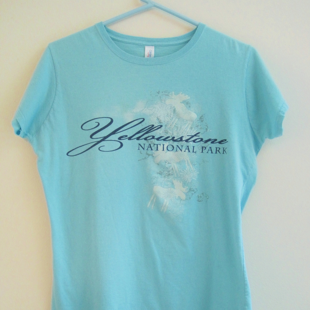 Yellowstone Park T-Shirt-3 Glittery Moose Graphic